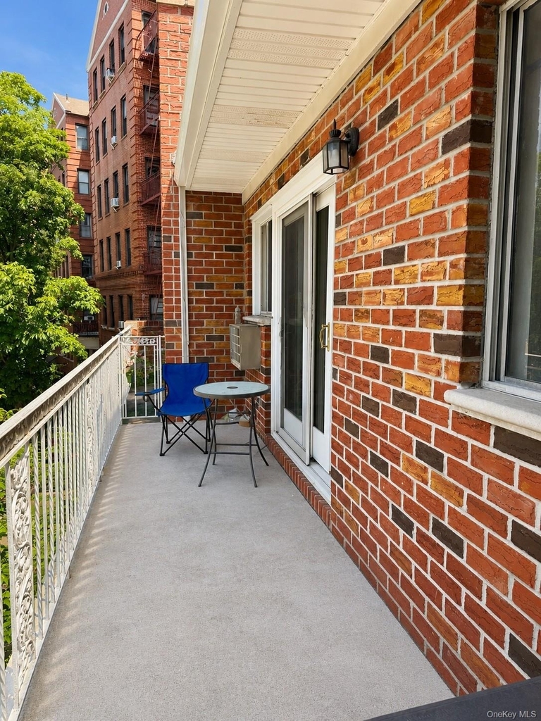 8321 Lefferts Boulevard - Photo 6
