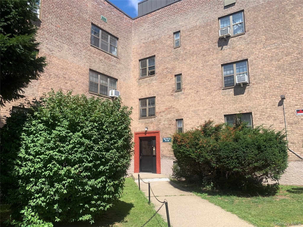 78-35 147th Street - Photo 8