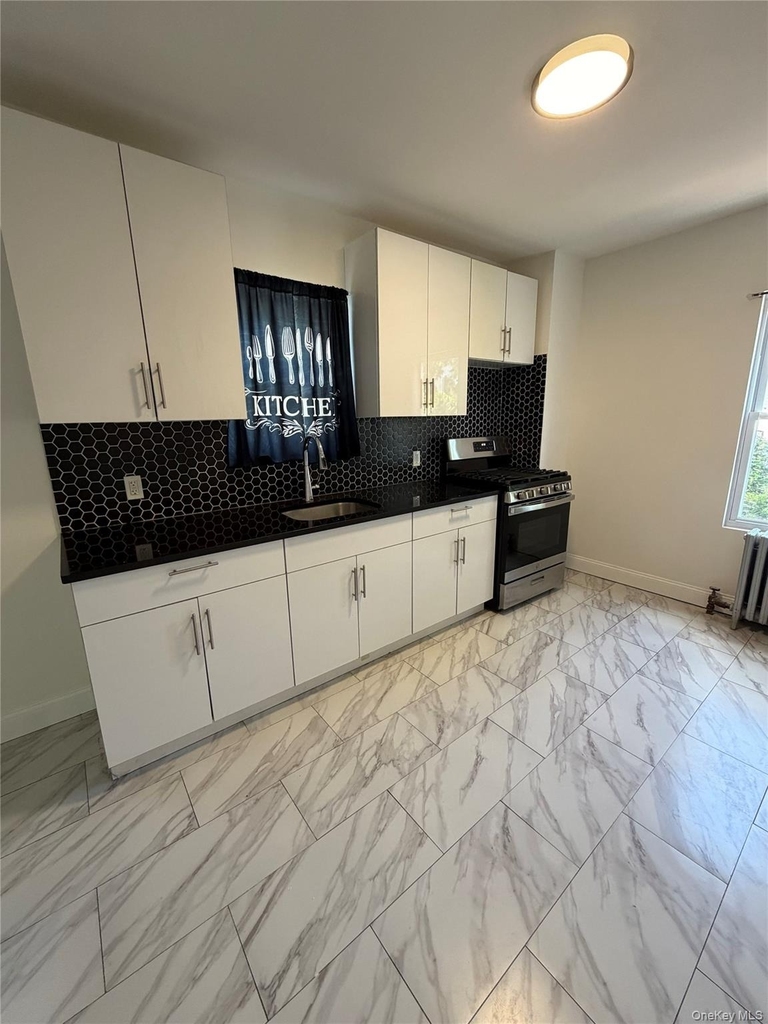 15020 118th Avenue - Photo 2