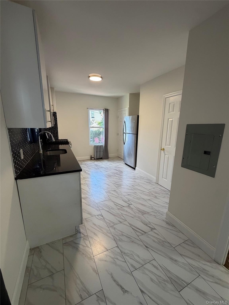 15020 118th Avenue - Photo 1