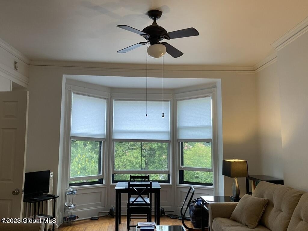 588 Madison Avenue - Photo 3
