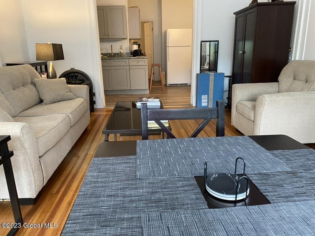 588 Madison Avenue - Photo 5