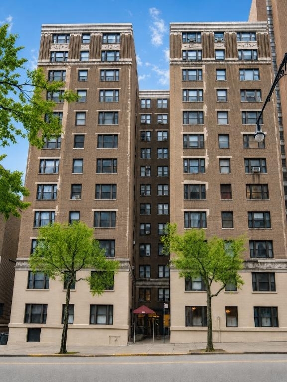 412 W 110th Street - Photo 9