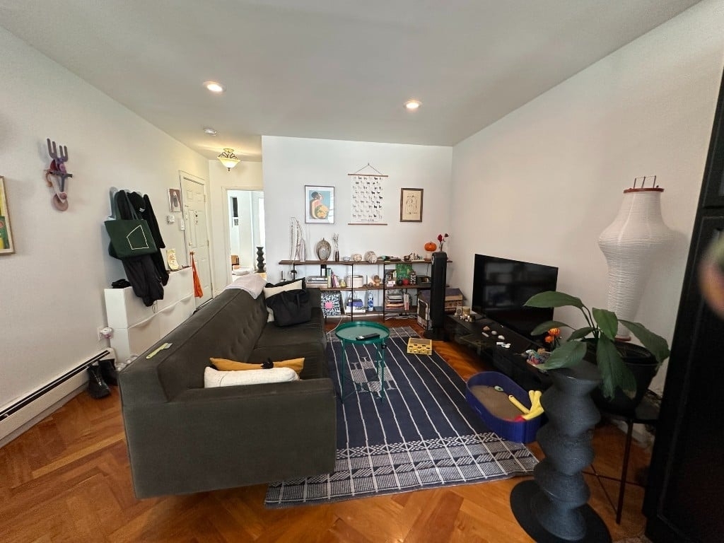 505 Hicks Street - Photo 0