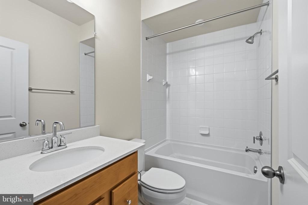 18002 Alicia Avenue - Photo 27