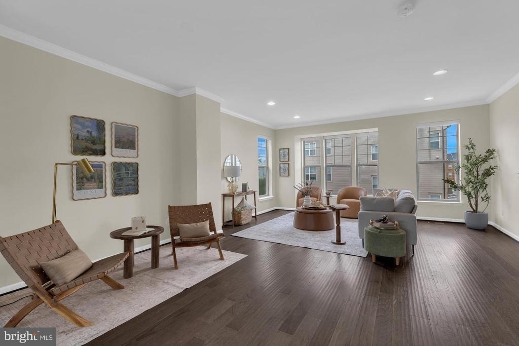 25284 Arrowroot Terrace - Photo 3