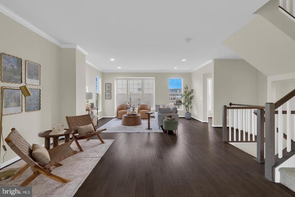 25284 Arrowroot Terrace - Photo 2