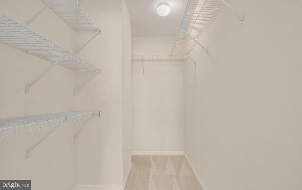 20433 Alderleaf Terrace - Photo 19