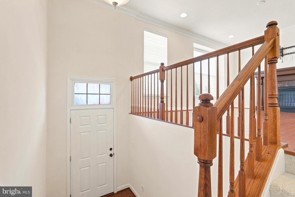 42615 Beckett Terrace - Photo 4