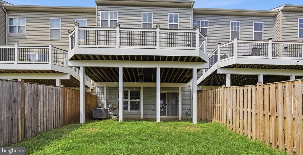 42615 Beckett Terrace - Photo 2