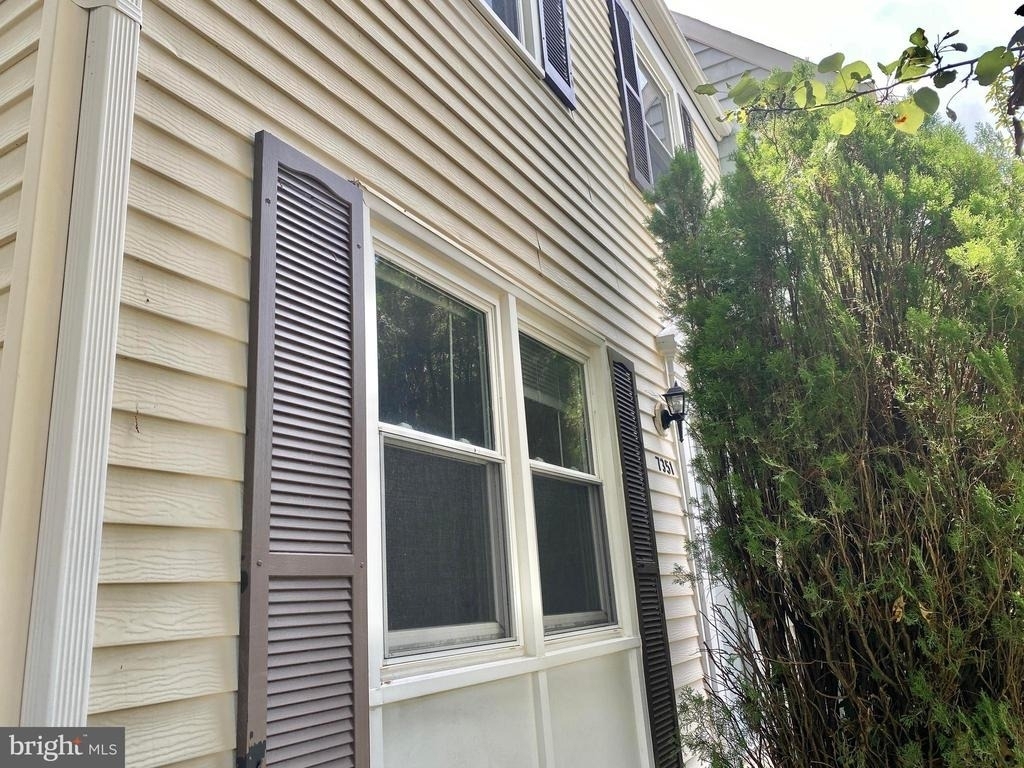7351 Crestleigh Circle - Photo 20