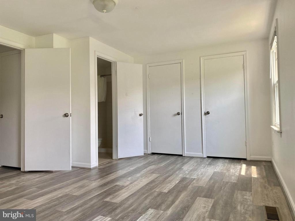 7351 Crestleigh Circle - Photo 8