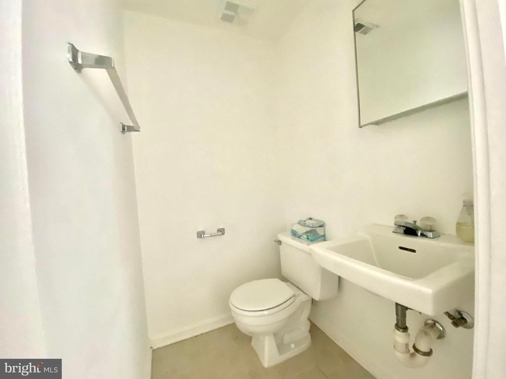 7351 Crestleigh Circle - Photo 17