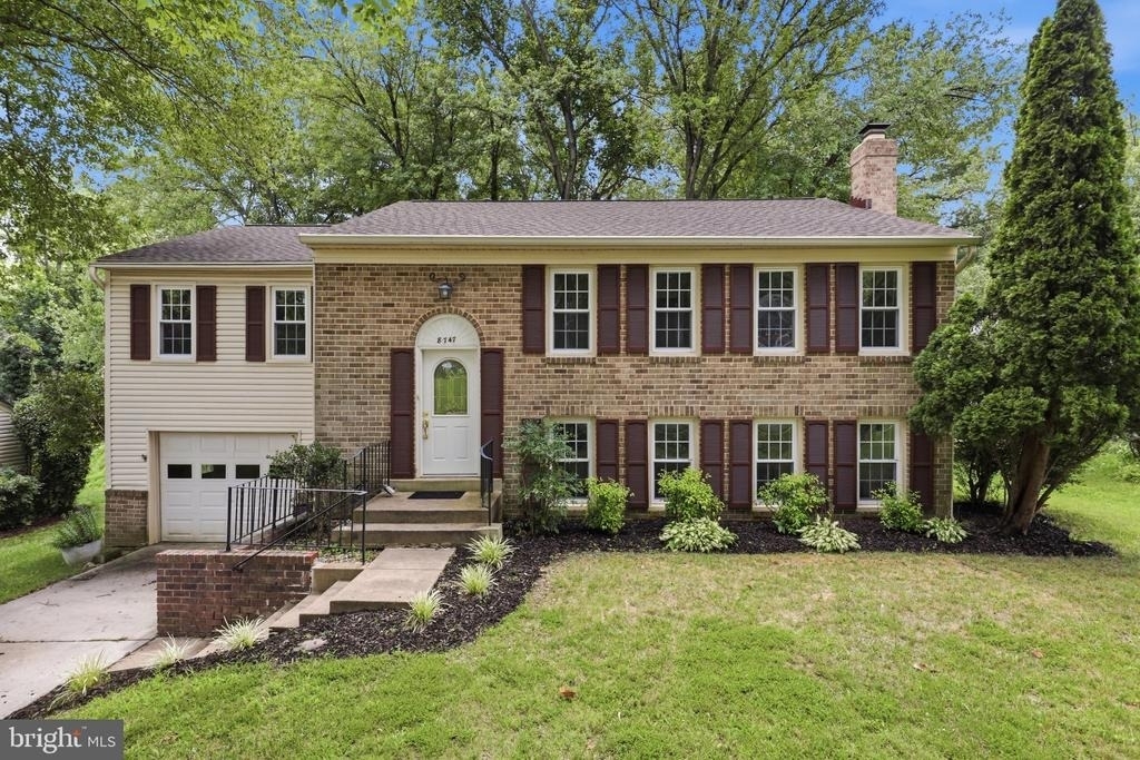 8747 Arley Drive - Photo 2
