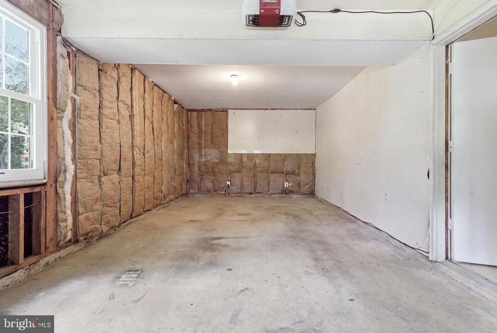 8747 Arley Drive - Photo 32