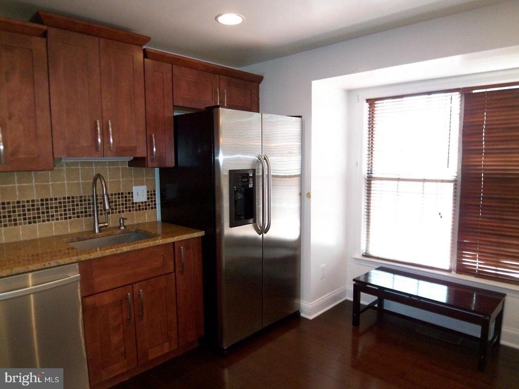 9033 Lee Highway - Photo 1