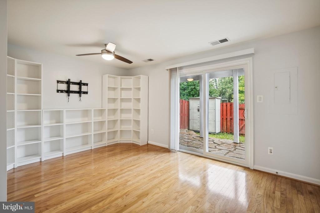 5502 Sacramento Mews Place - Photo 14