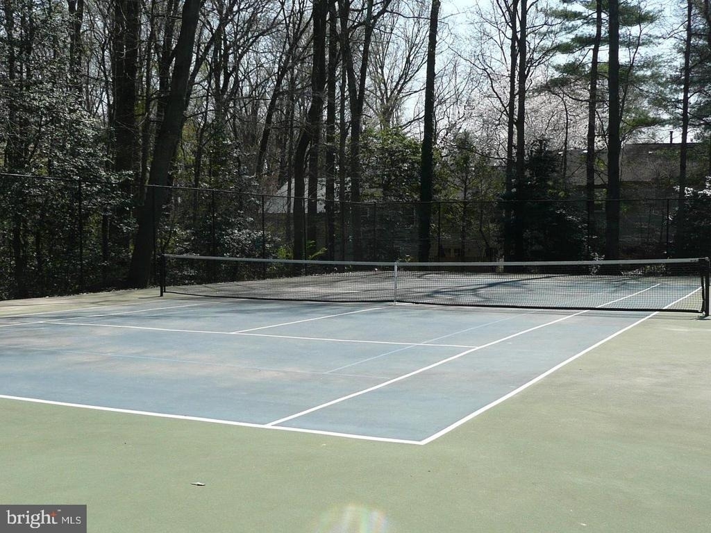 1520 Northgate Square - Photo 28