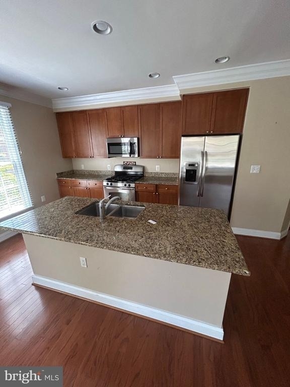 1115 Cameron Street - Photo 3