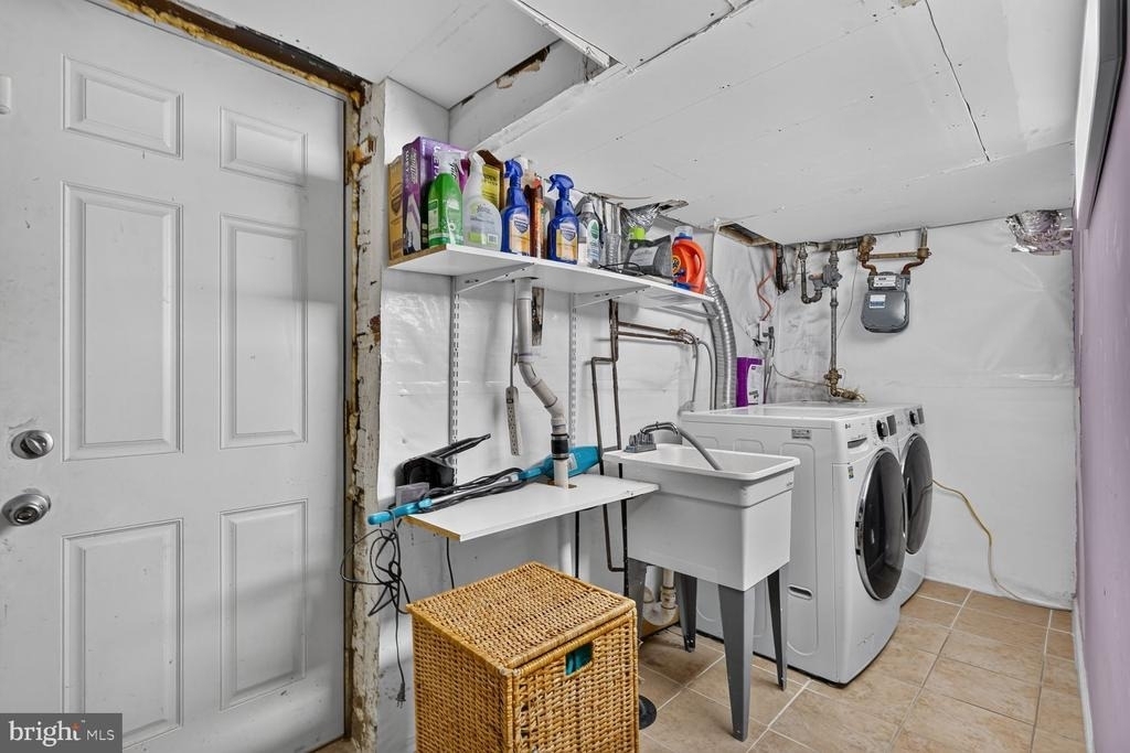 327 Ashby Street - Photo 10