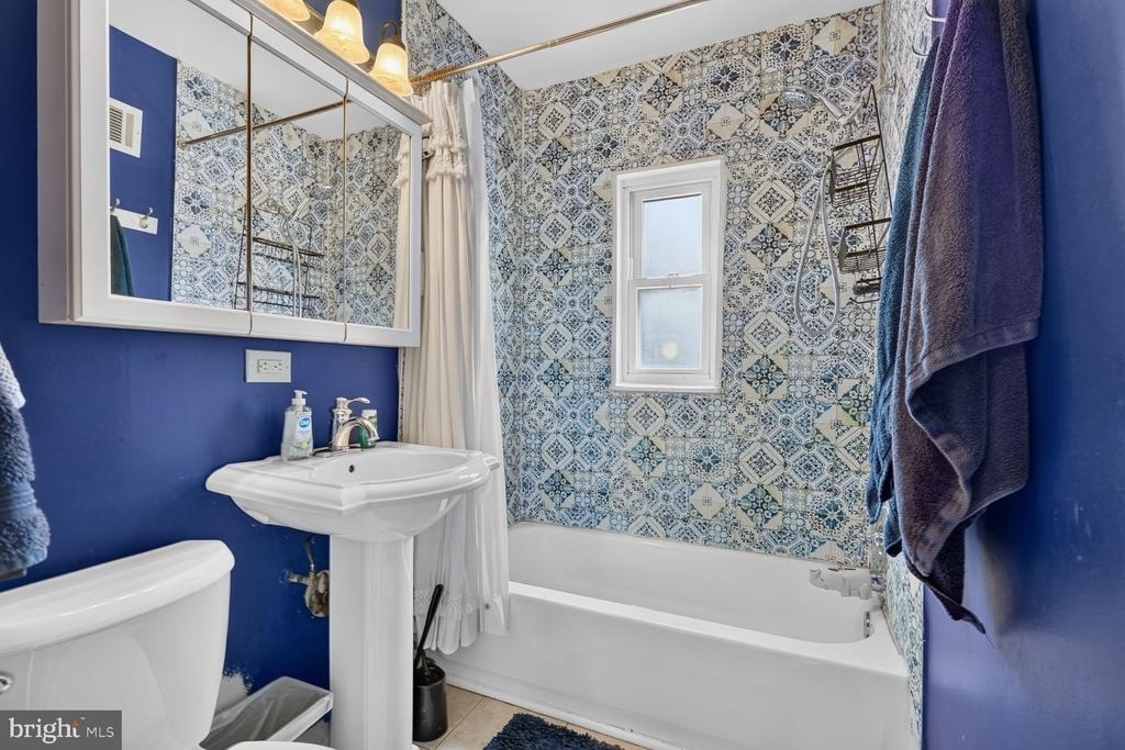 327 Ashby Street - Photo 12