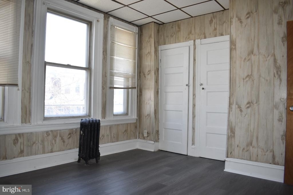 10 S 62nd Street - Photo 9