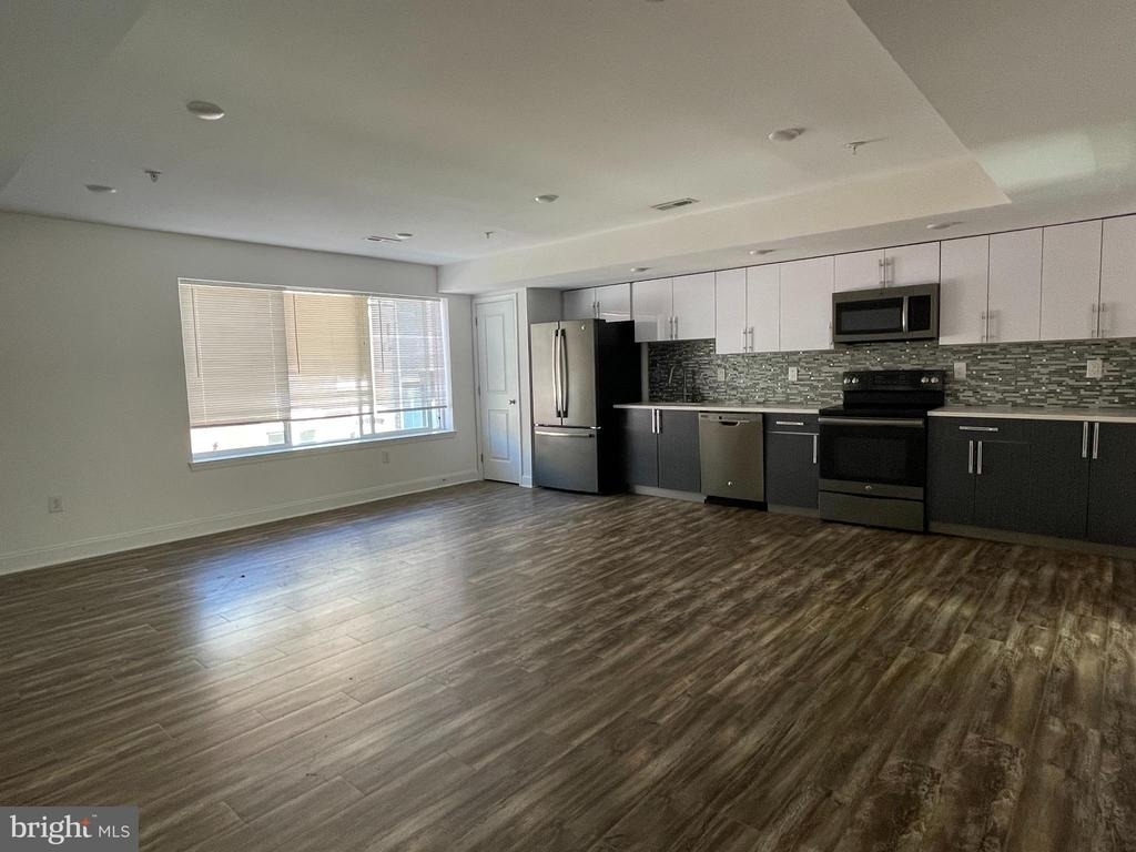 1257 N Newkirk Street - Photo 0