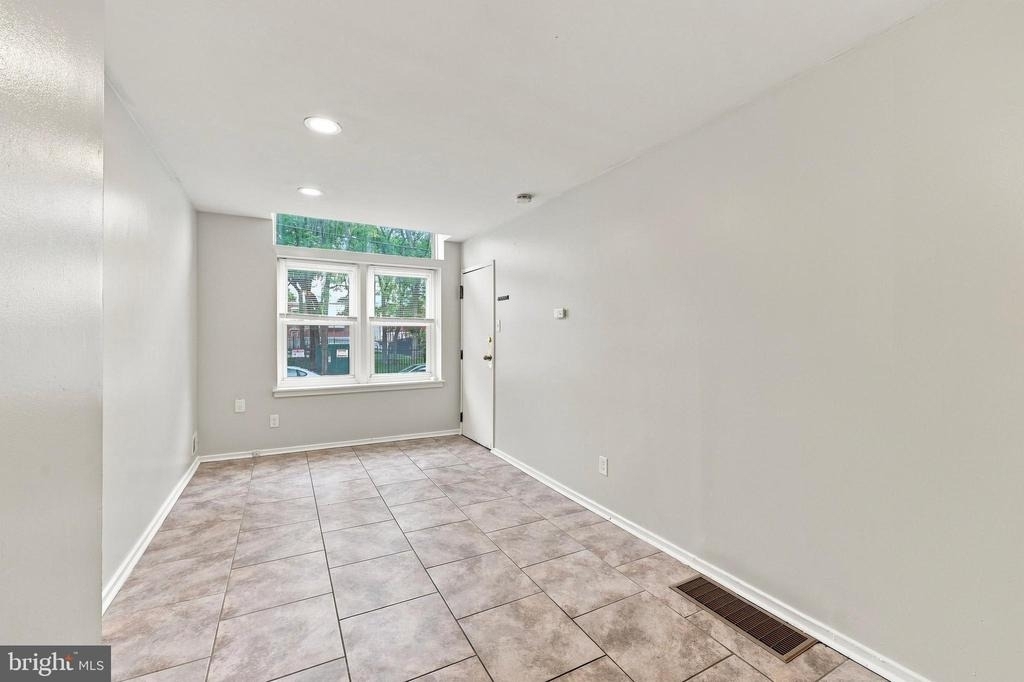 2009 N 15th Street - Photo 4