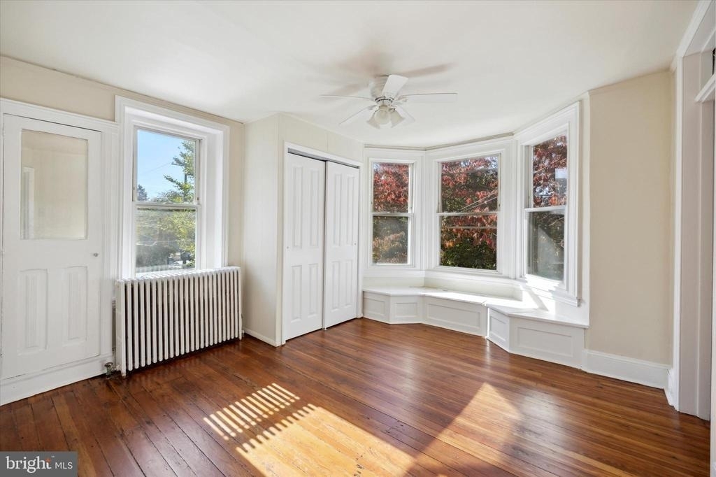 200 E Willow Grove Avenue - Photo 8