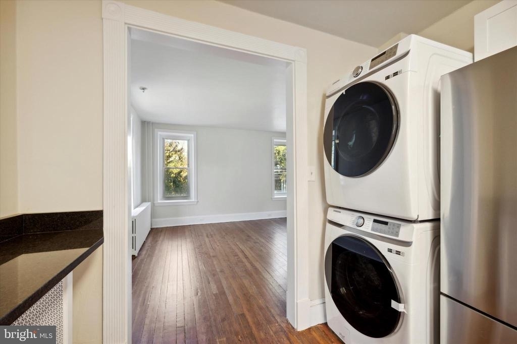 200 E Willow Grove Avenue - Photo 7