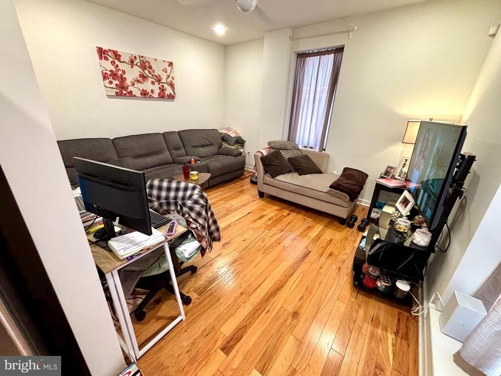 1659 N Randolph - Photo 15