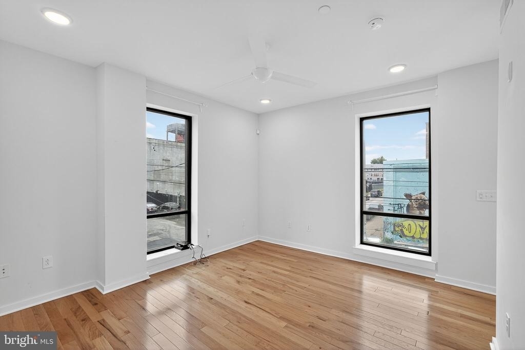 1659 N Randolph - Photo 7