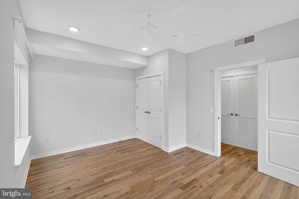 1659 N Randolph - Photo 14