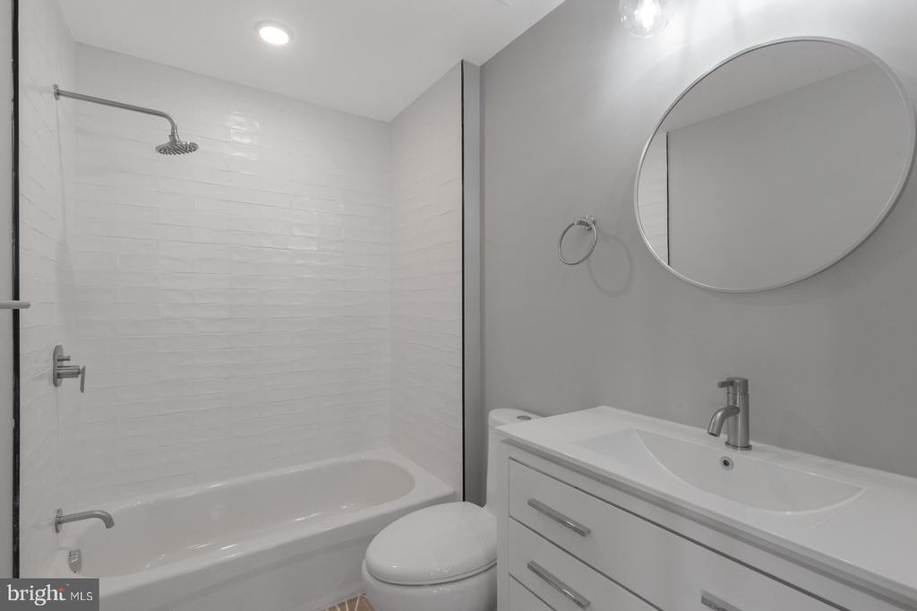 1144 Frankford Avenue - Photo 15