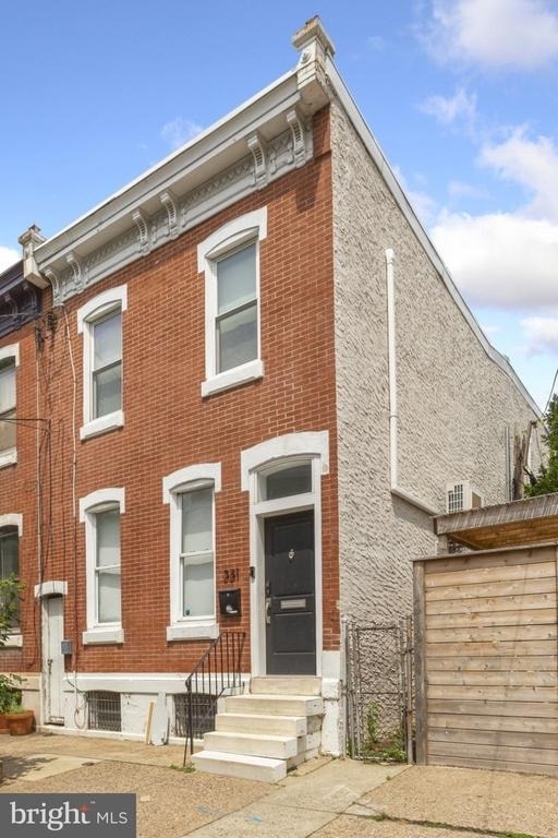 331 E Thompson Street - Photo 32