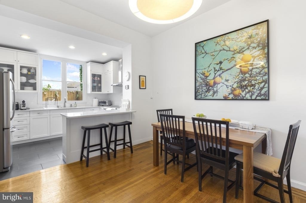 331 E Thompson Street - Photo 7