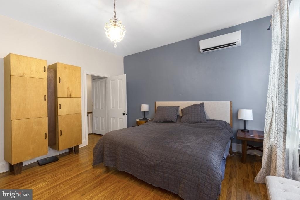 331 E Thompson Street - Photo 27