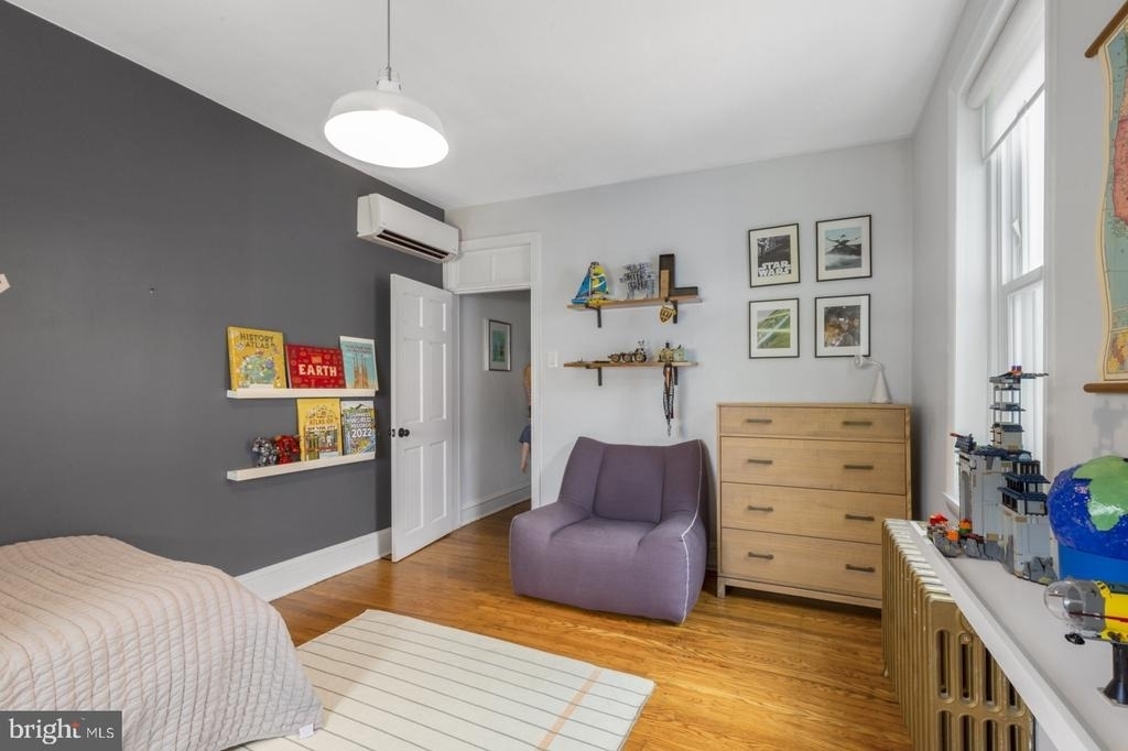 331 E Thompson Street - Photo 19