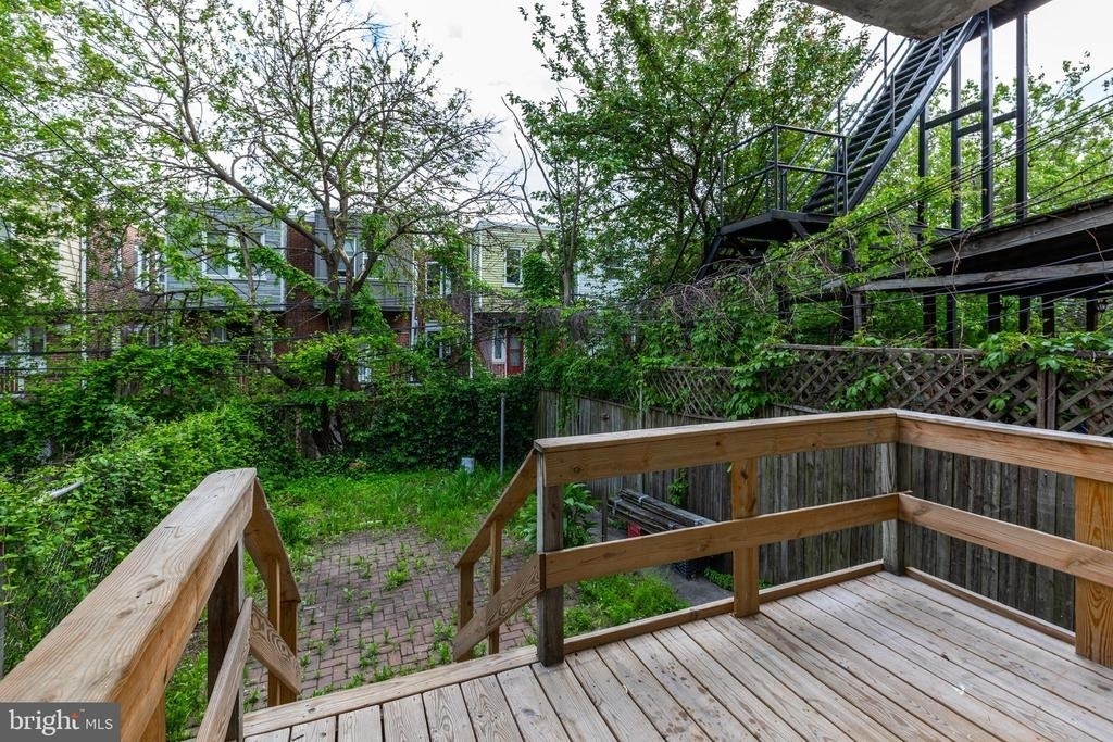 4924 Chestnut Street - Photo 10
