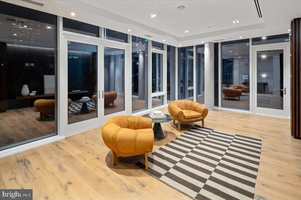 2108 Walnut Street - Photo 10