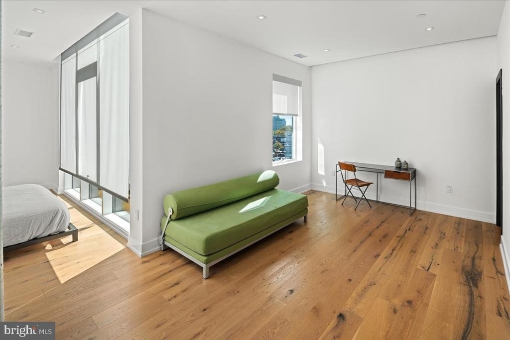 2108 Walnut Street - Photo 23