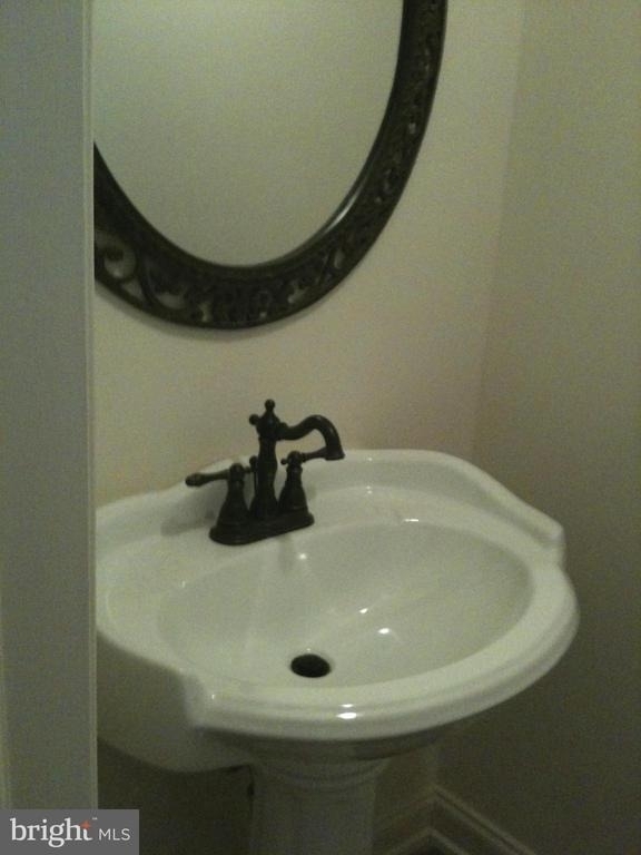 115 Morton Avenue - Photo 13