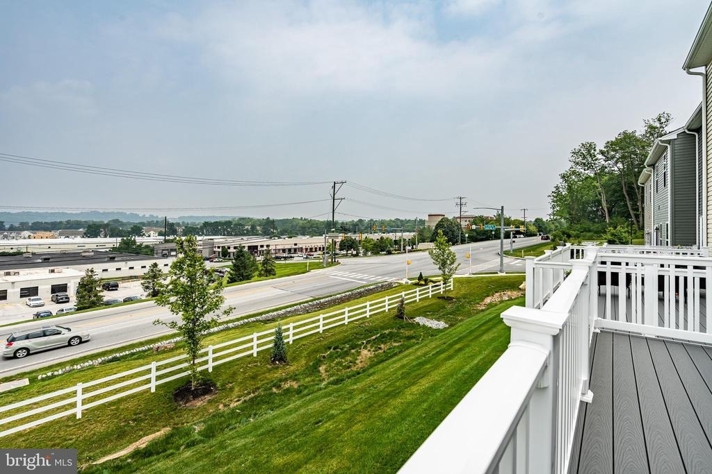 208 Chase Drive - Photo 10