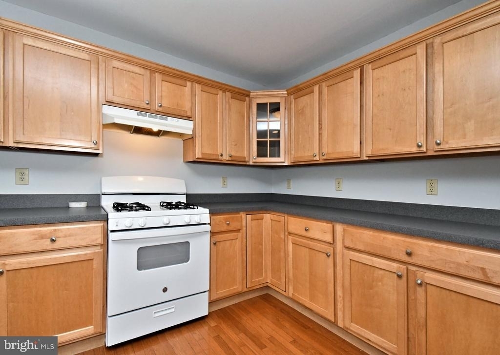 1028 Balley Drive - Photo 9