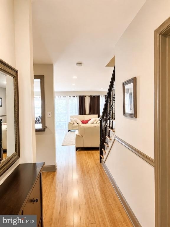 317 Astor Court - Photo 10