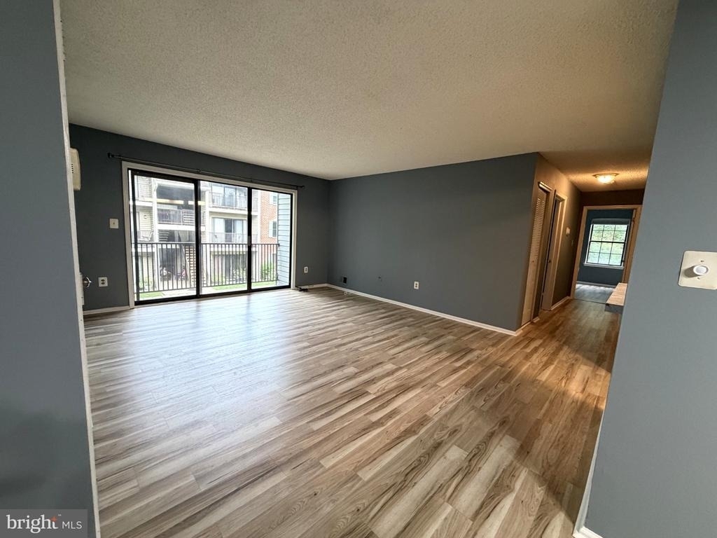 8 Joyner Court - Photo 0
