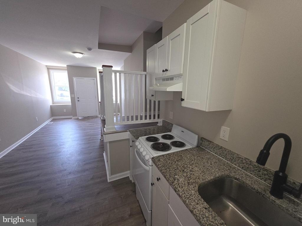 1406 S Broad Street - Photo 5