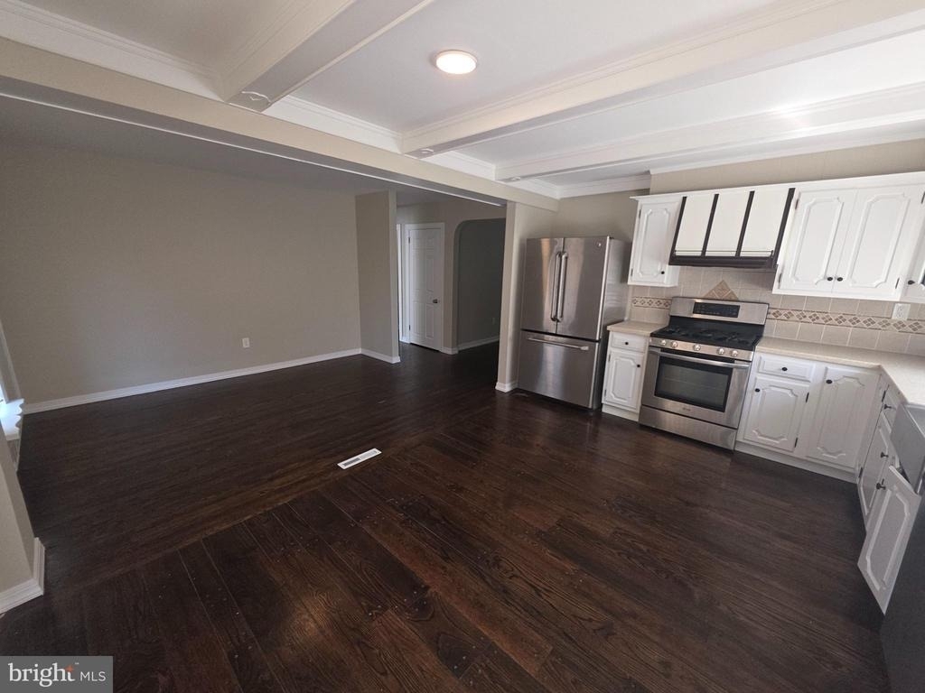 316 Hutchinson Avenue - Photo 10