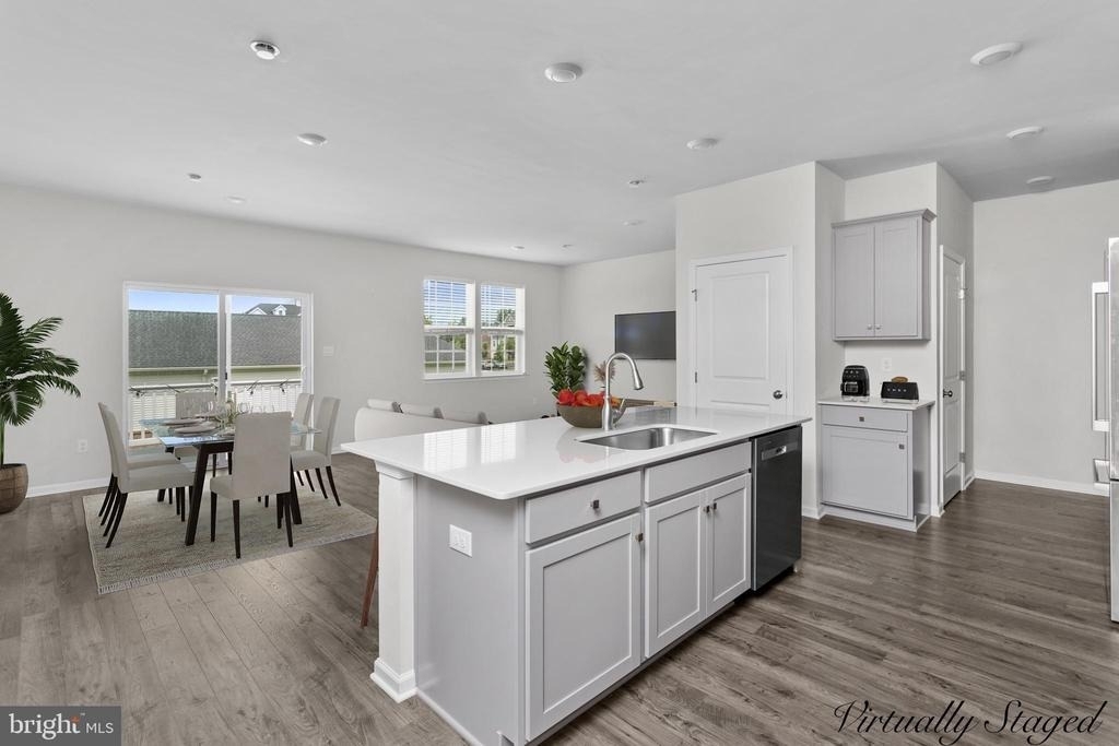 44 Marion Avenue - Photo 4