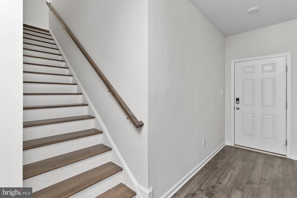 44 Marion Avenue - Photo 3